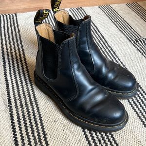 Women’s Chelsea Style Doc Martens